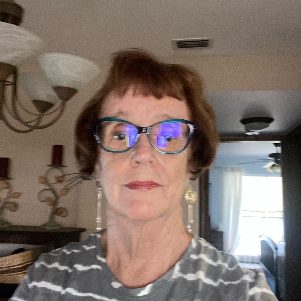 Meet your Posher, Linda